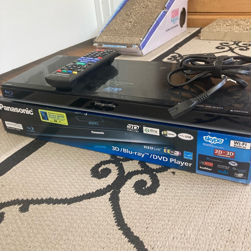 Panasonic Blu-Ray Player with touch screen